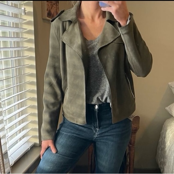 Faux suede olive green jacket - Picture 5 of 7